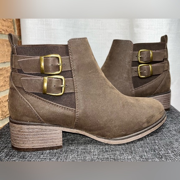 Pierre Dumas Shoes - Pierre Dumas brown vegan suede booties - 8